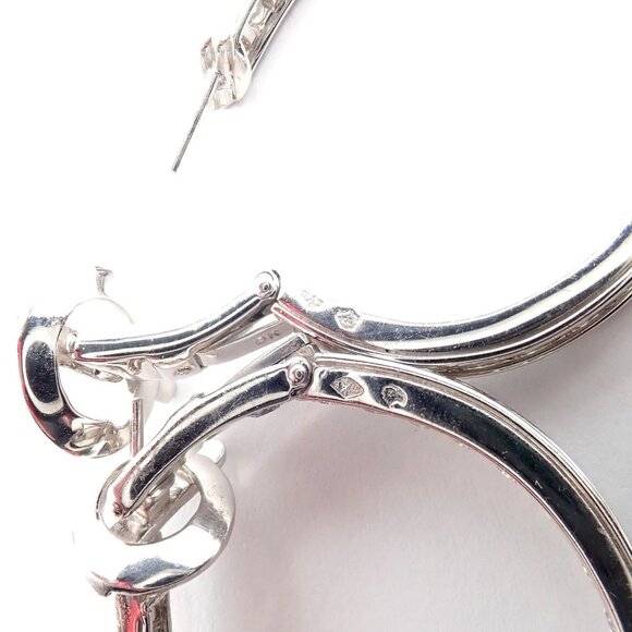 Authentic! Van Cleef & Arpels 18k White Gold Diamond Large Hoop Earrings - Picture 9 of 16
